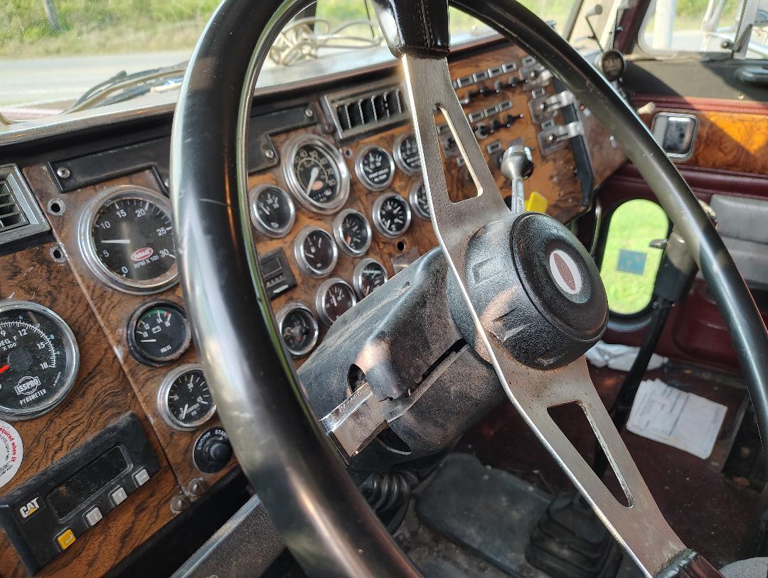 2000 PETERBILT 379 - Image 17